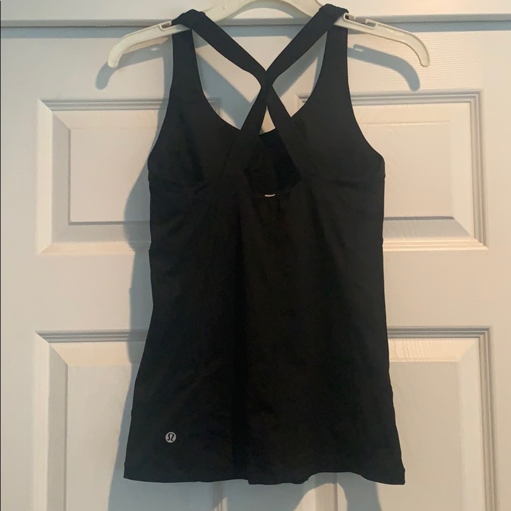 Lululemon workout tank with built in sports bra